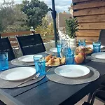 Ferienhaus Lora Home, 250m From The *