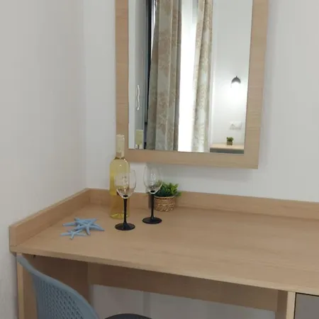 Lora Home, 250m From The